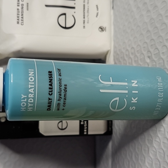 ELF Skincare Bundle - Picture 5 of 12